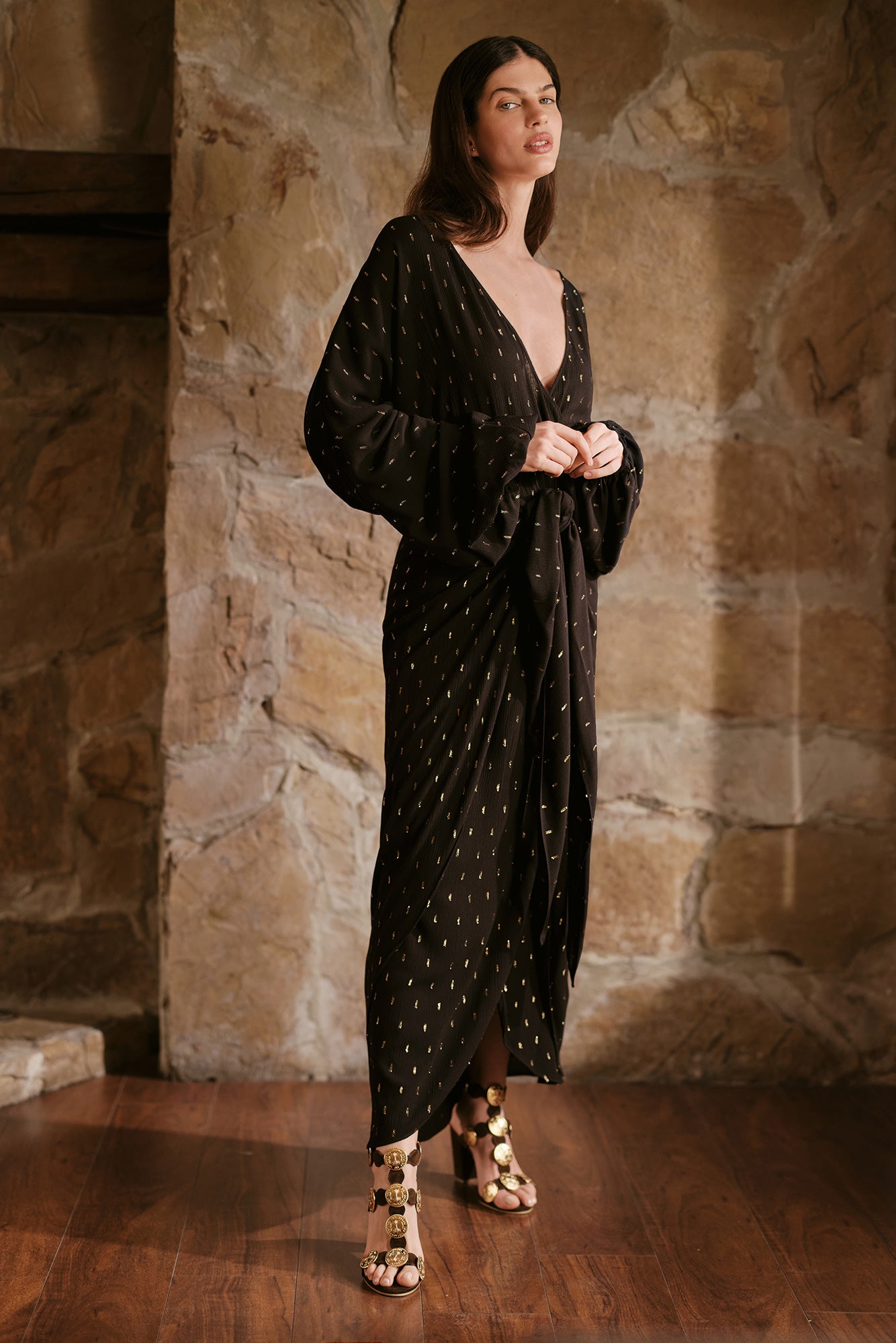 Vestido Delia Negro Dorado